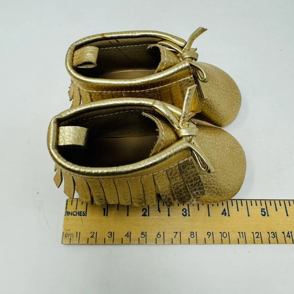 Old Navy Baby Moccasins Gold Metallic Slippers Size 6/12 Months‎ EUC
